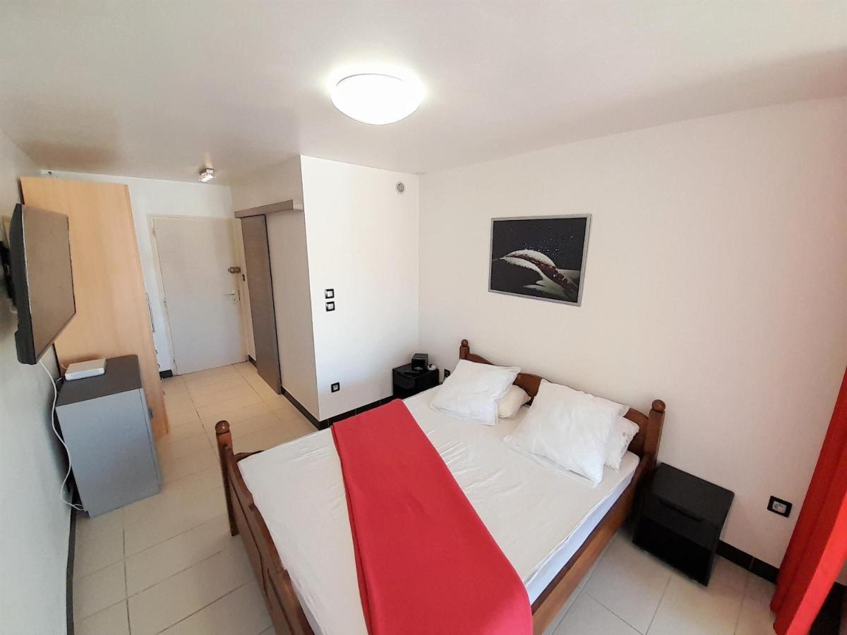 Studio Village Naturiste Devil Or Eden แอกด์ ภายนอก รูปภาพ