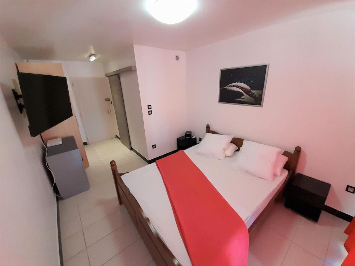 Studio Village Naturiste Devil Or Eden แอกด์ ภายนอก รูปภาพ